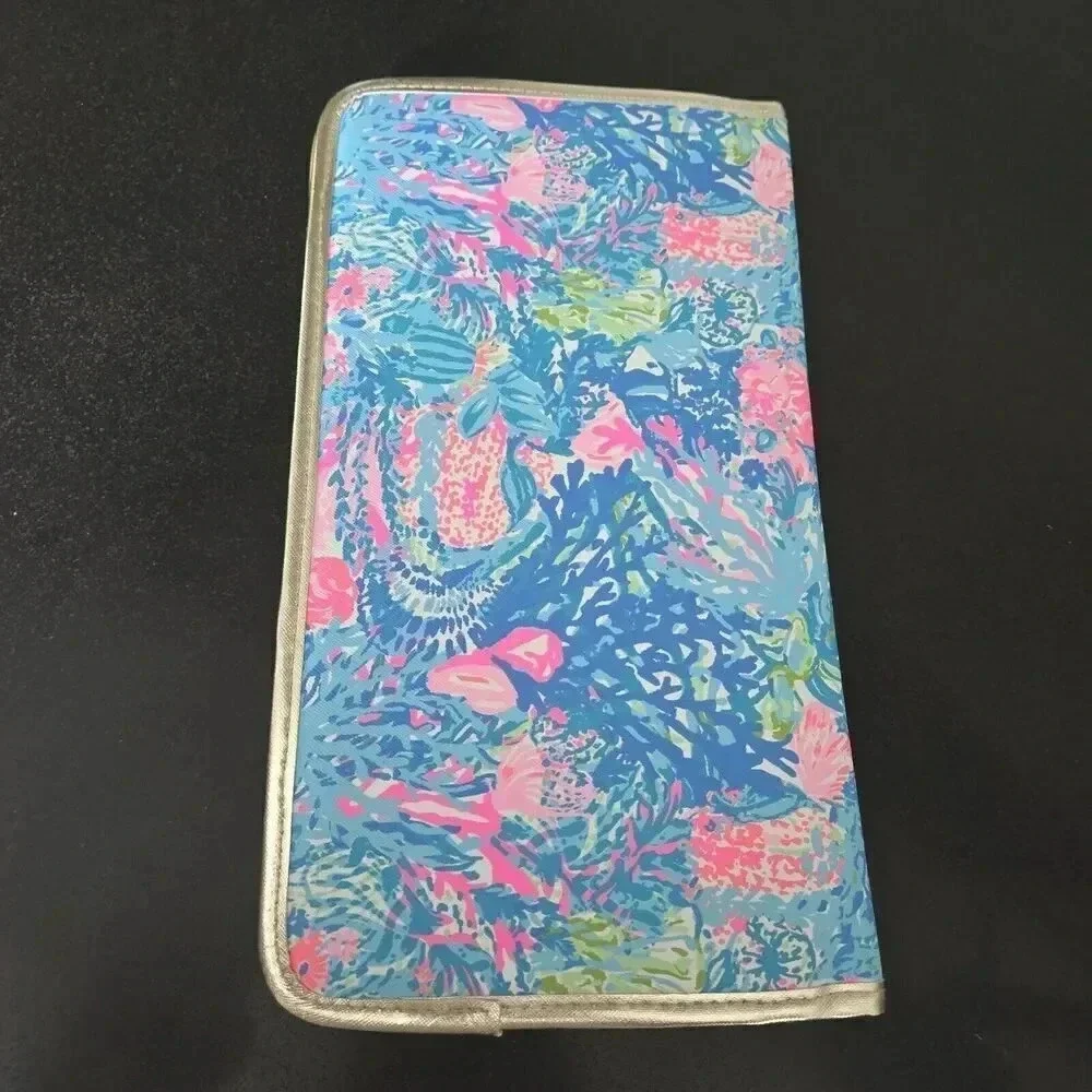LILLY PULITZER Multi-color Spring Prints‎ Travel Organizer Wallet Slim Design